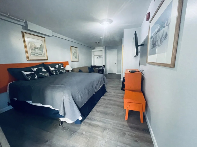 SHIPS INN Hotel