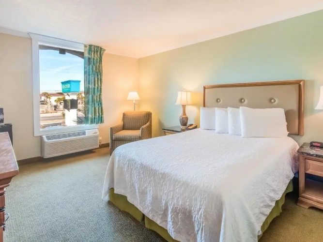 Standard Double room with inland view