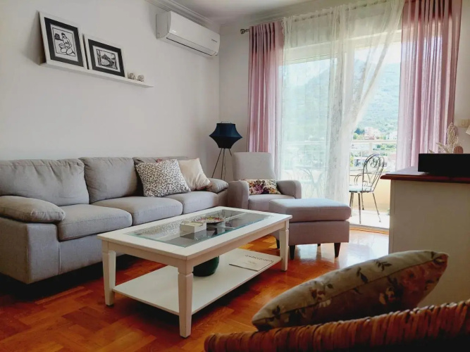Sweet Apartment
