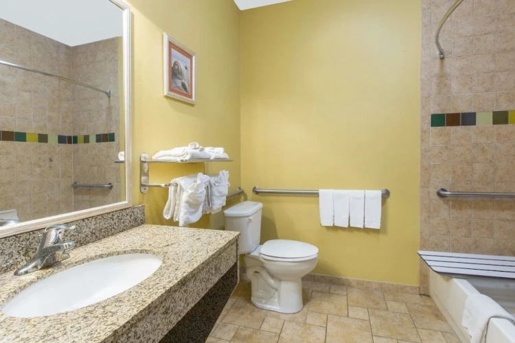 Standard Quadruple room