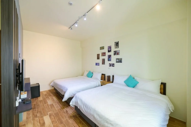 Deluxe Quadruple room