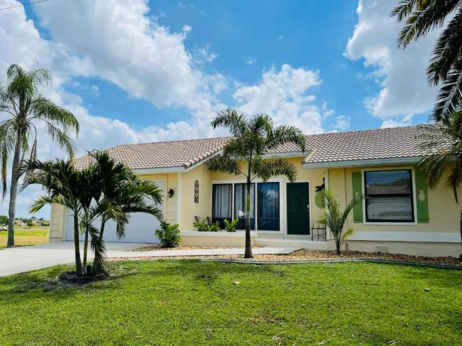 2 Bedrooms Cottage