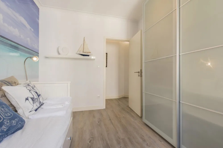 Cozy Seaview Apartment