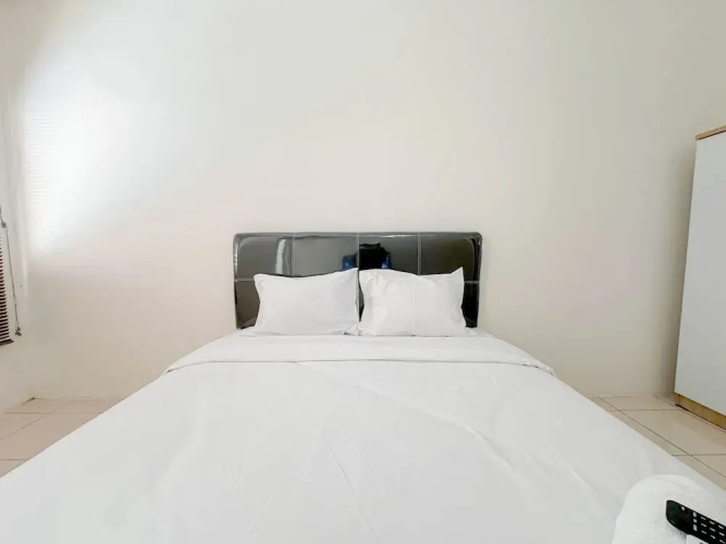 Modern Studio and Chic at Pavilion Permata Apartment