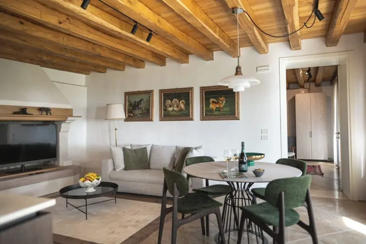Apartment with land view
