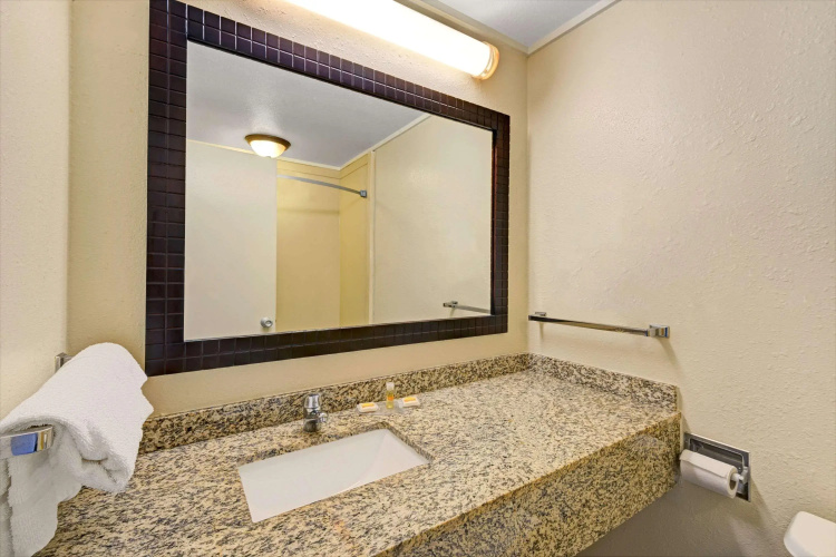 Days Inn by Wyndham Kittery