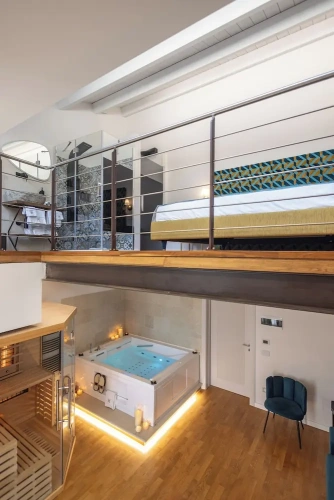 Executive Suite with city view