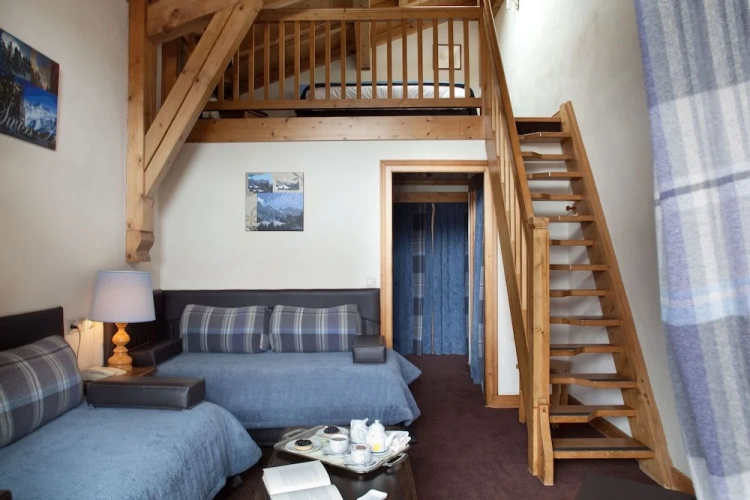 Standard Duplex room with balcony