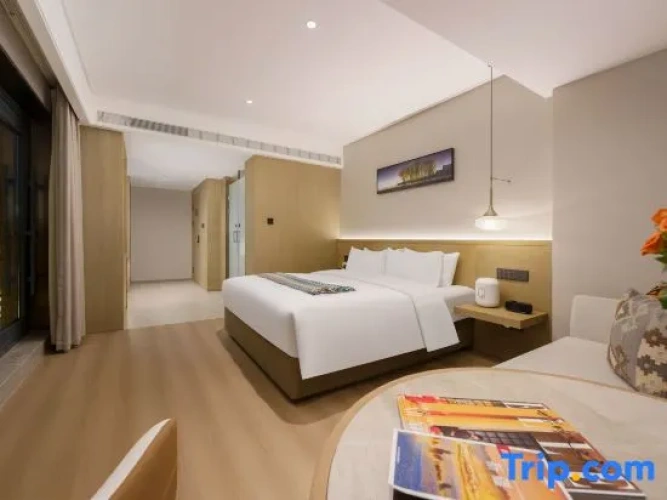 Standard Double room with courtyard view