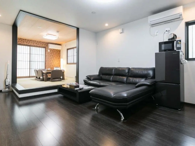 2 Bedrooms Cottage