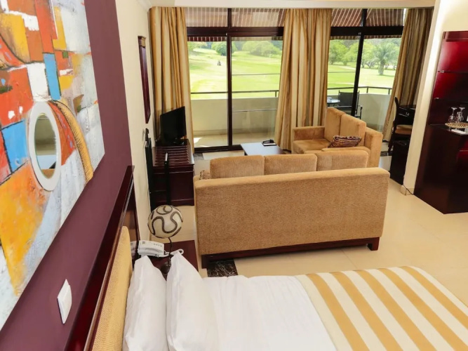 Roca Golf Hotel