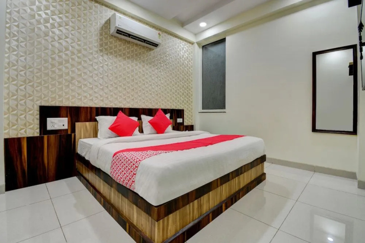 Hotel Olive Greens