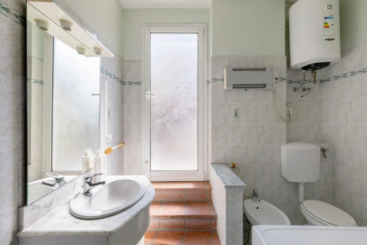 Bright Studio With Balcony by Wonderful Italy
