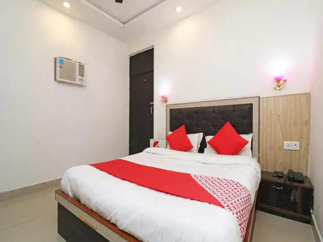 Hotel Green House By OYO Rooms