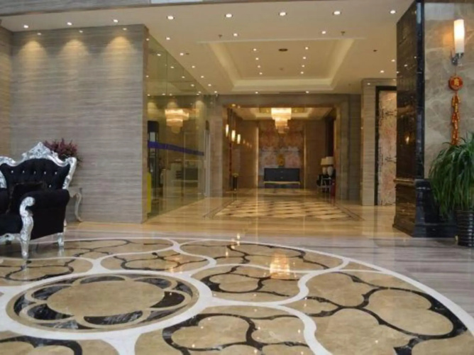 Longchang Holiday Hotel