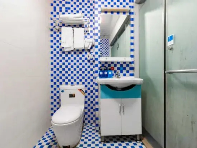 Chuncheng Hotel Lundu