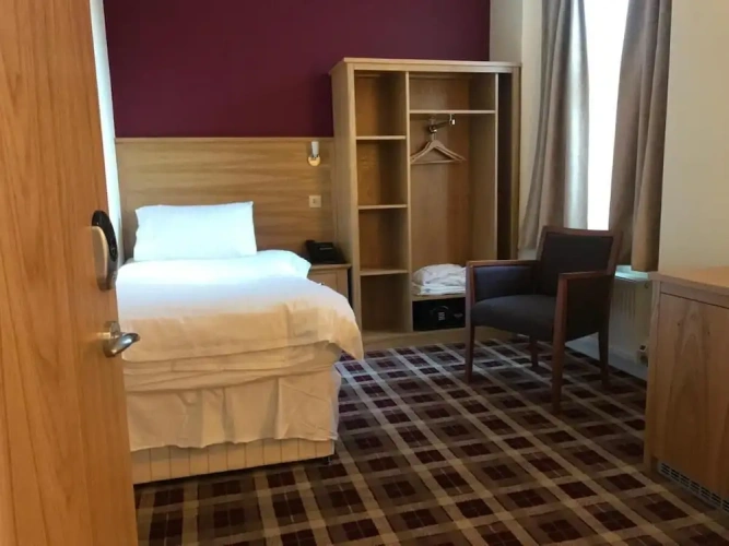 Deluxe Single room