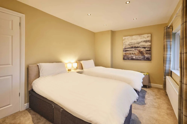 Host and Stay 36 Hardy Meadows