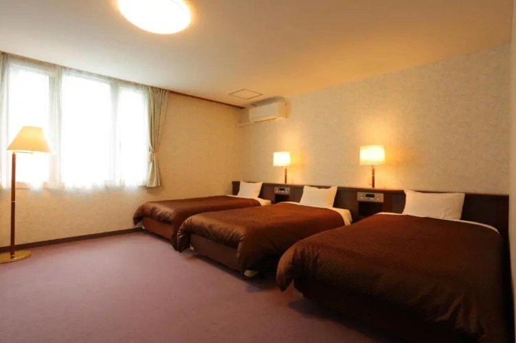 Triple room