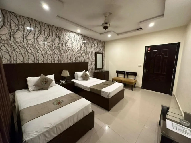 Green Fort Hotel Gulberg