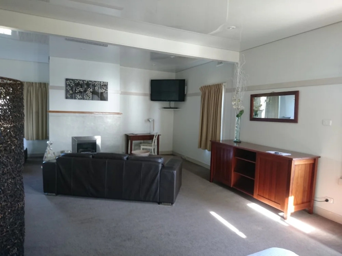 Portsea Hotel