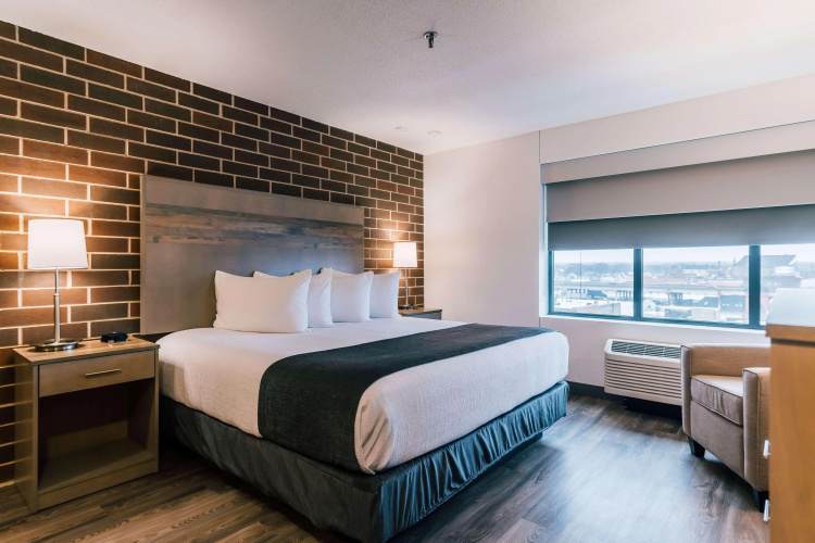 Best Western Plus Executive Residency Waterloo & Cedar Falls photo 7