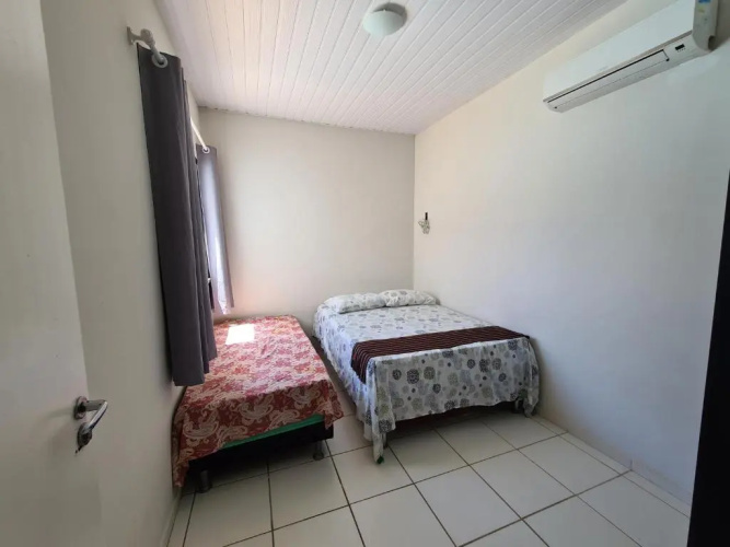 Casa na Aruana com piscina e 3/4