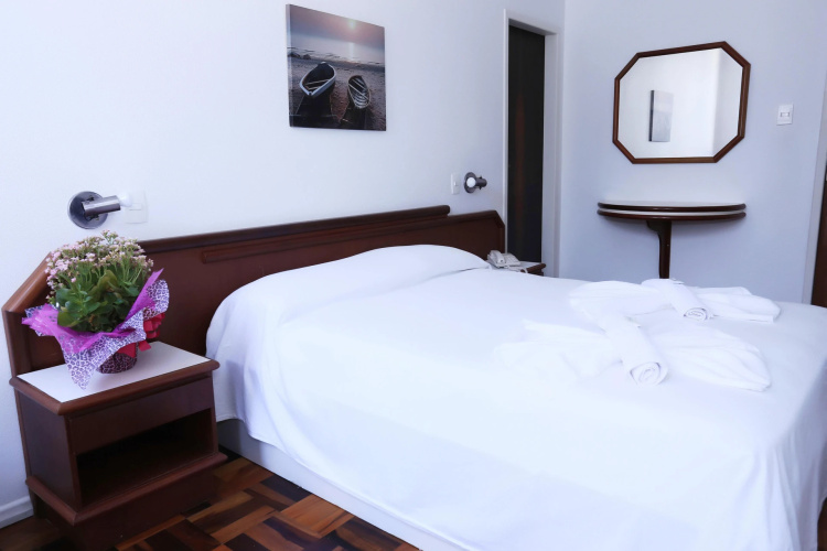 Canasbeach Hotel