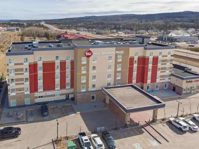 Best Western Plus Hinton Inn & Suites photo 25