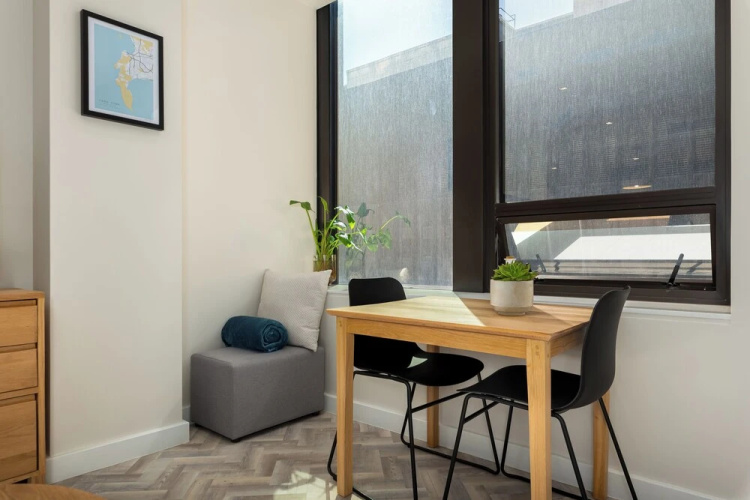 Foreshore Place 812