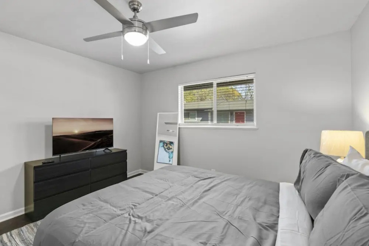Stylish 1BR Downtown Evonify