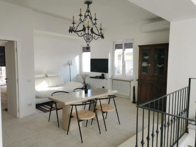 2 Bedrooms Cottage
