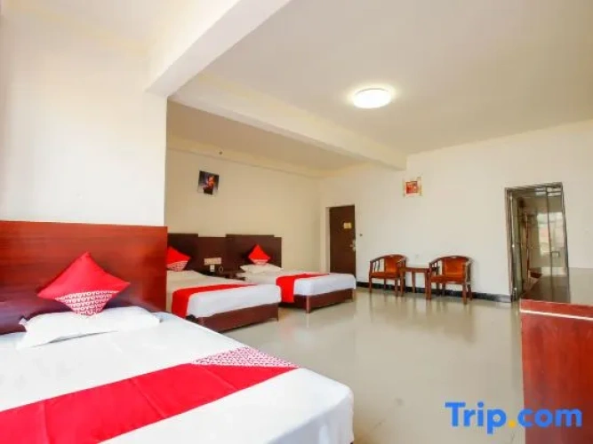 Standard Triple room