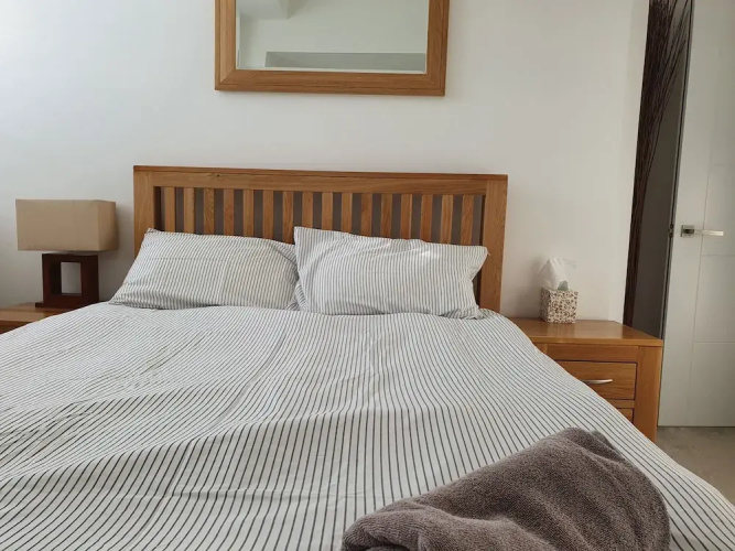 Modern Kings Road Executive Apartment