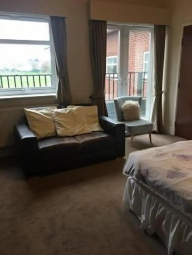 Standard Quadruple Family room