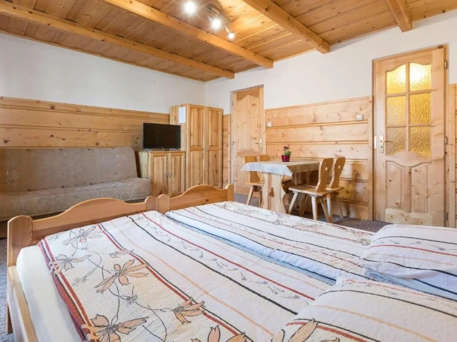 Standard Twin room with balcony