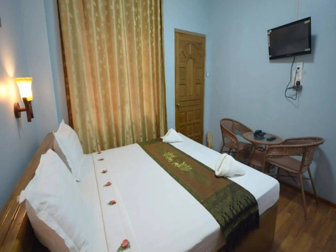 Inlay Palace Hotel