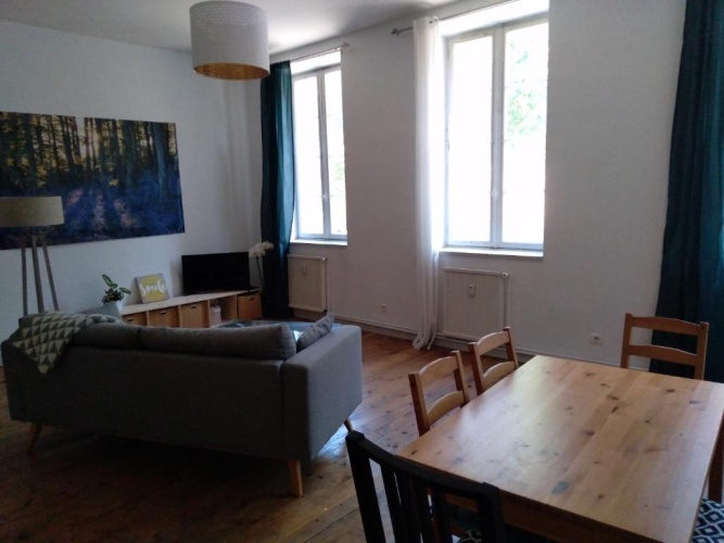 3 Bedrooms Apartment