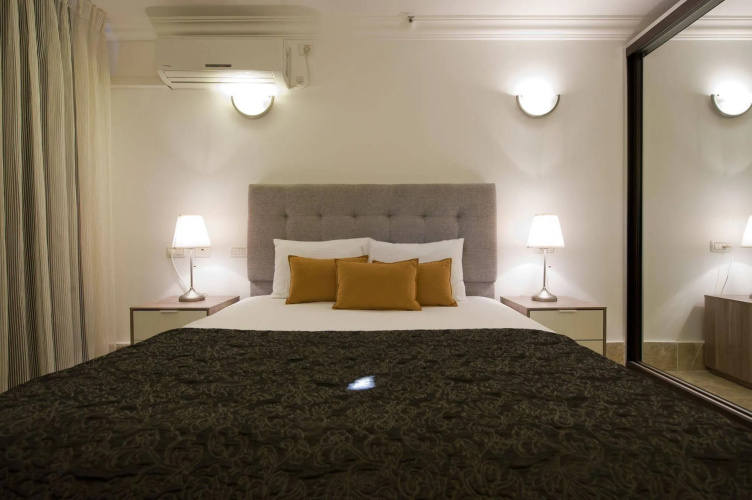 Ramon Suites Hotel