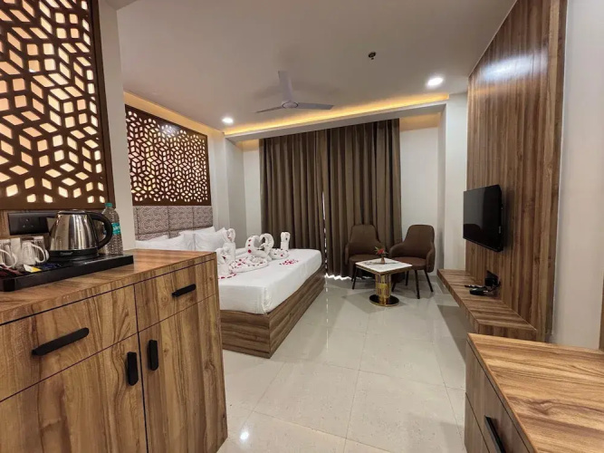 Anandi Bhawan by Pandora, Vrindavan