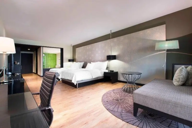 Guest Double room with balcony and with garden view