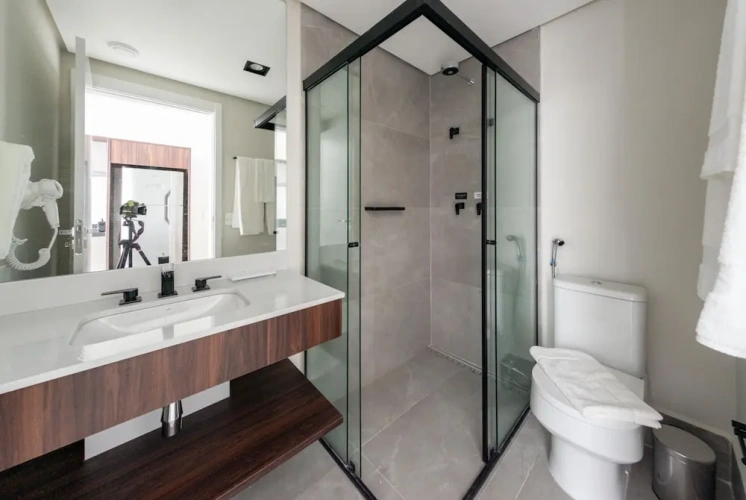 Standard Double Suite