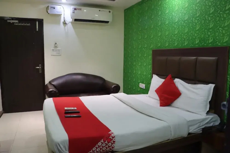 Hotel Ashiana Palace