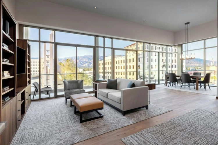 Premium Double Penthouse room with balcony