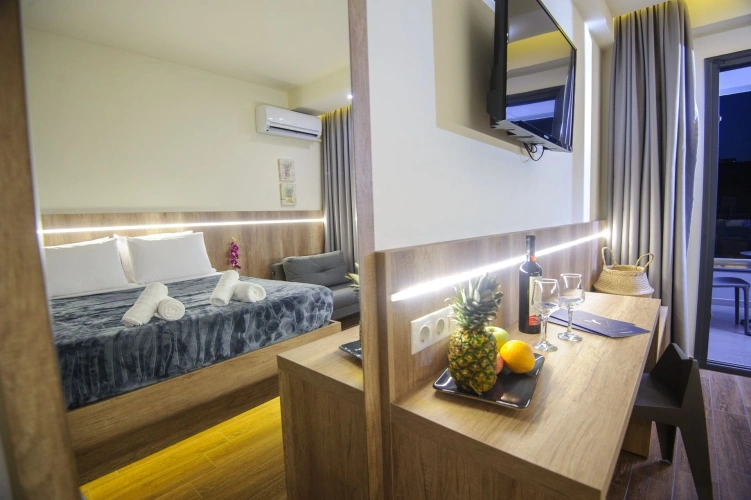 Superior Triple room