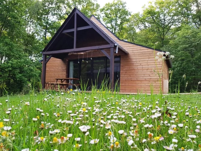 2 Bedrooms Chalet