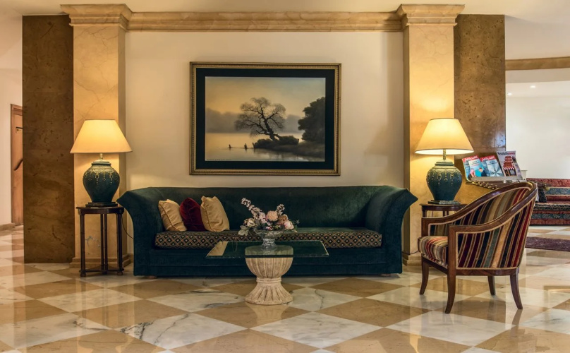 Bella Riva Hotel