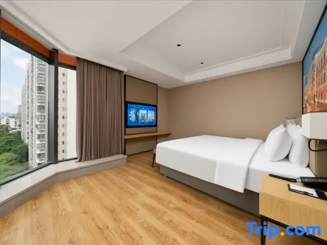 Deluxe Double room with view