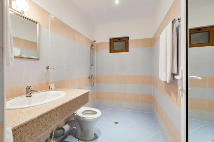 Sinia Vir Eco Residence