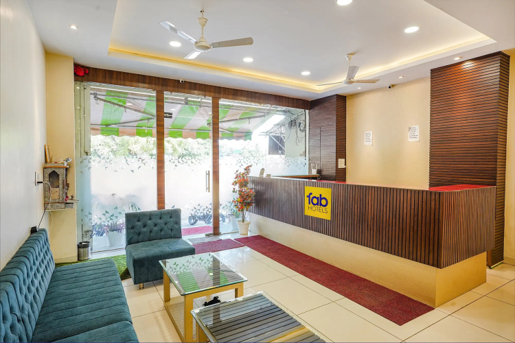 Fabhotel Sukh Vilas
